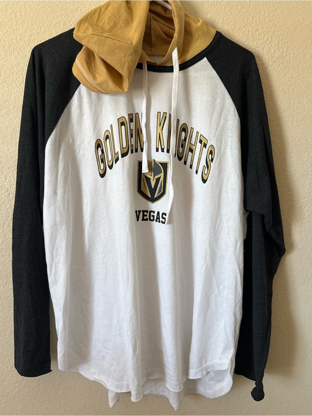 G-III 4Her NHL Vegas Golden Knights White Black Gold Pullover Hoodie XXL NWT